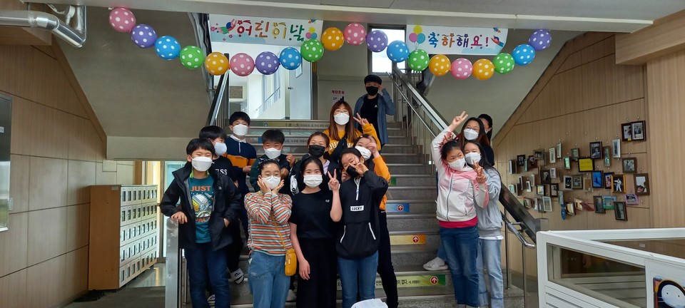 삼양초, 어린이날 축하 풍선 제작