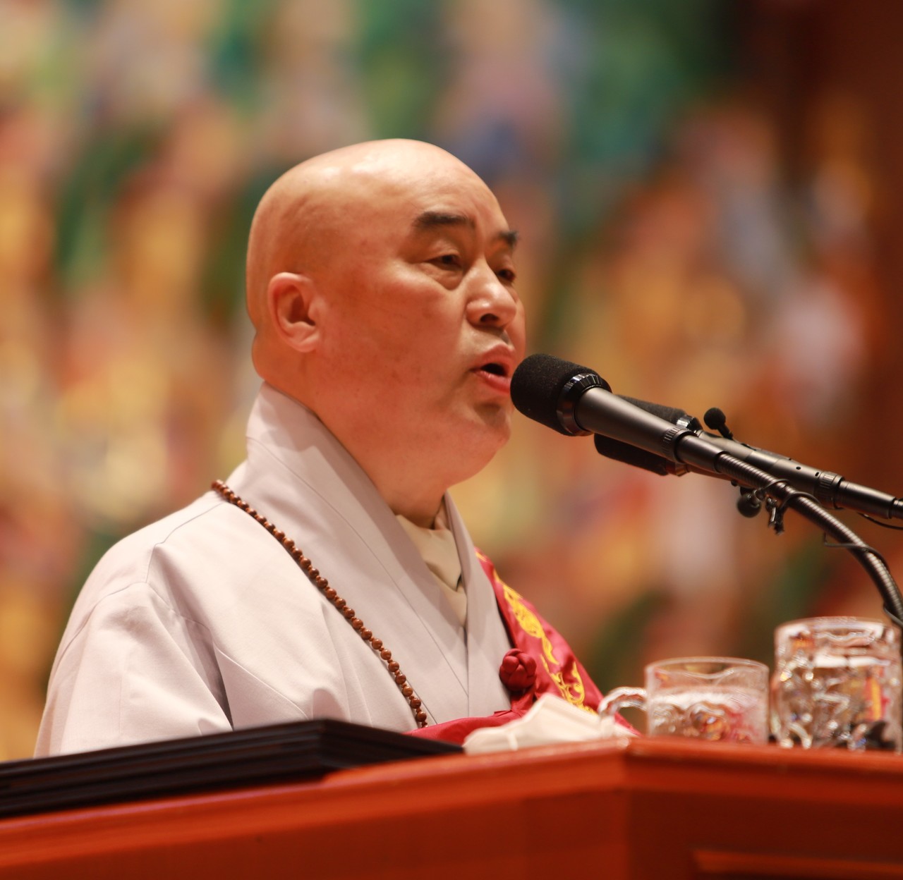 ▲ 대한불교천태종 19대 무원 총무원장 스님이 9일 취임법회에서 취임사를 하고 있다. 사진=구인사제공