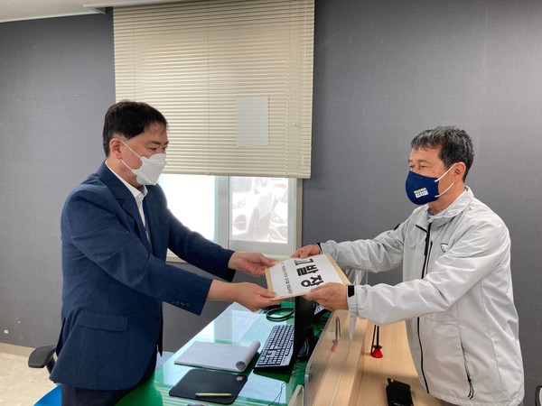 ▲ 김지철 캠프 경찰 고발 모습