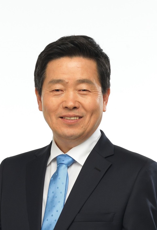 ▲ 더불어민주당 김동진 단양군수 후보. 사진=김동진후보제공