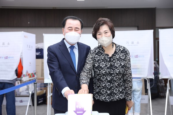 ▲ ​김지철 후보 사전투표 행사​