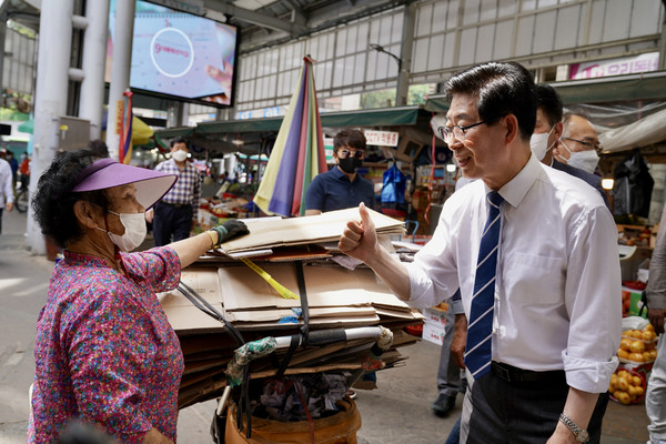 ▲ 양승조 충남 충남도지사 후보는사즉생 사흘 대장정을 주제로 막판 총력 유세전에 들어갔다.
