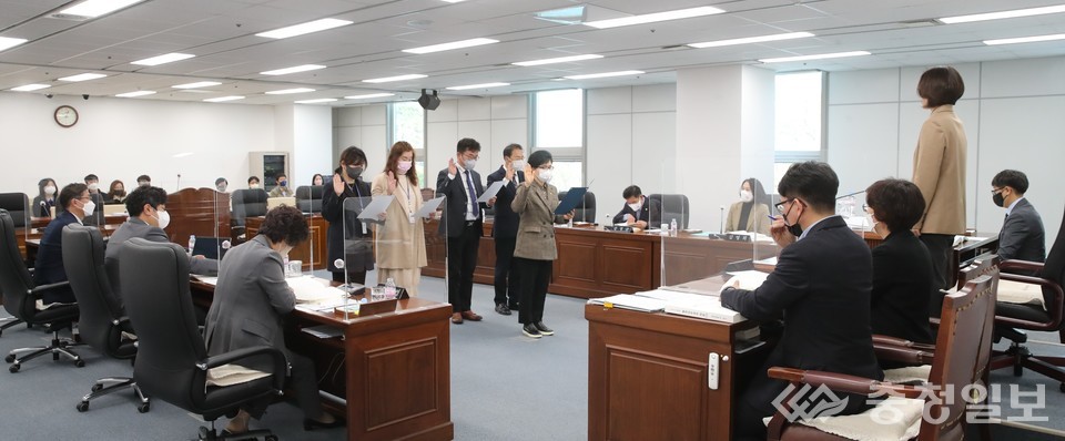 ▲ 동구의회 행정사무감사 3일차 선서