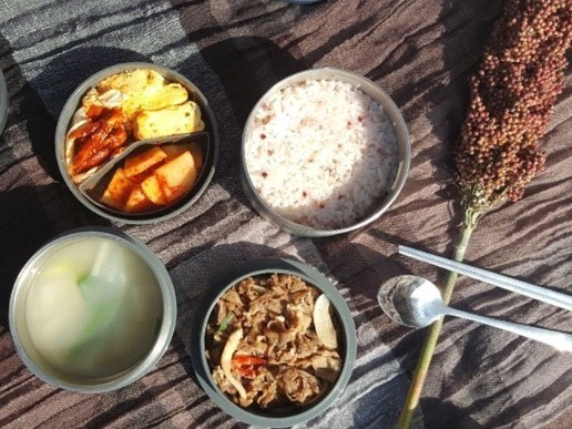 ▲ 소백산 마늘불고기 도시락. 사진=국립공원공단제공