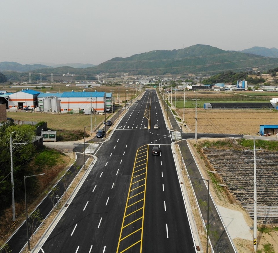 ▲ 최근 개통된 제천 제3산업단지 진입도로. 사진=제천시제공