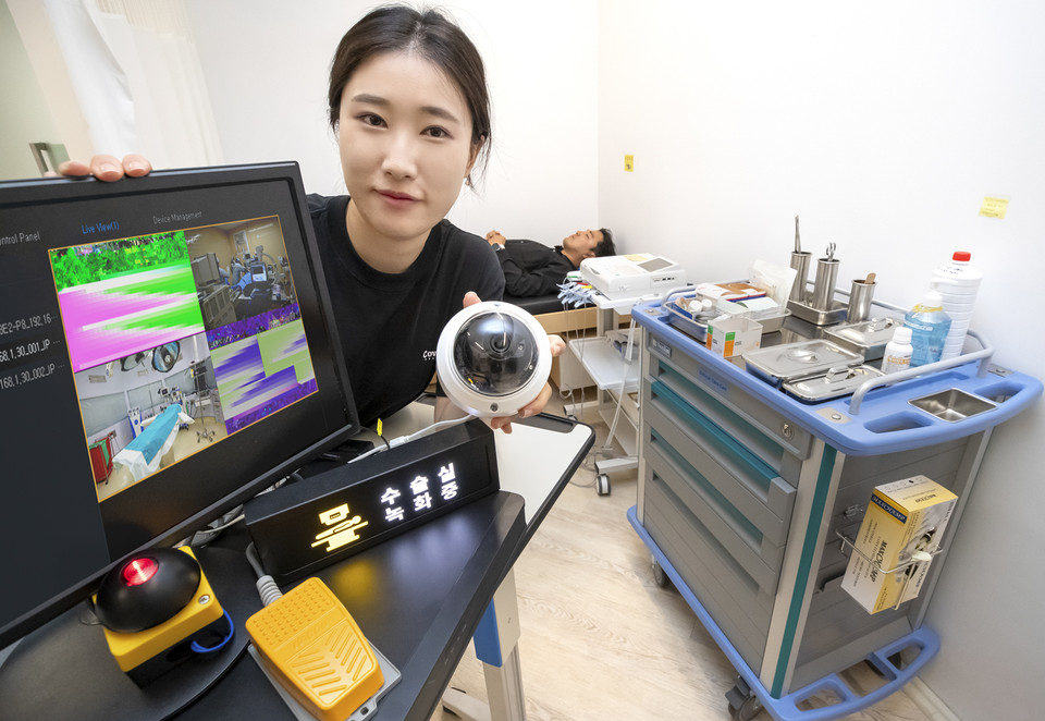 ▲ KT 충남충북광역본부가 대전·충청권 의료 기관을 대상으로 수술실 CCTV 솔루션 ‘기가아이즈 메디뷰(GiGAeyes mediview)’를 제공한다.