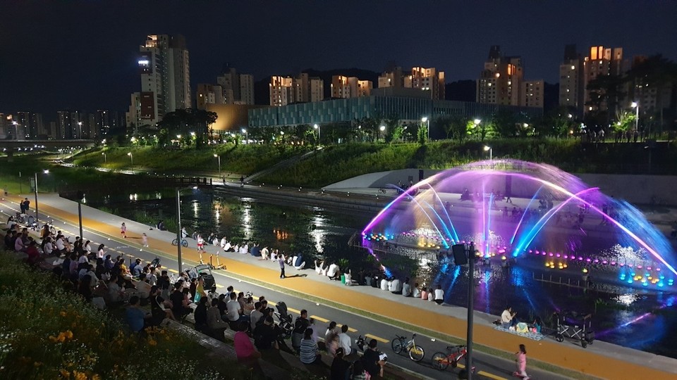 ▲ 삼성천 음악분수.