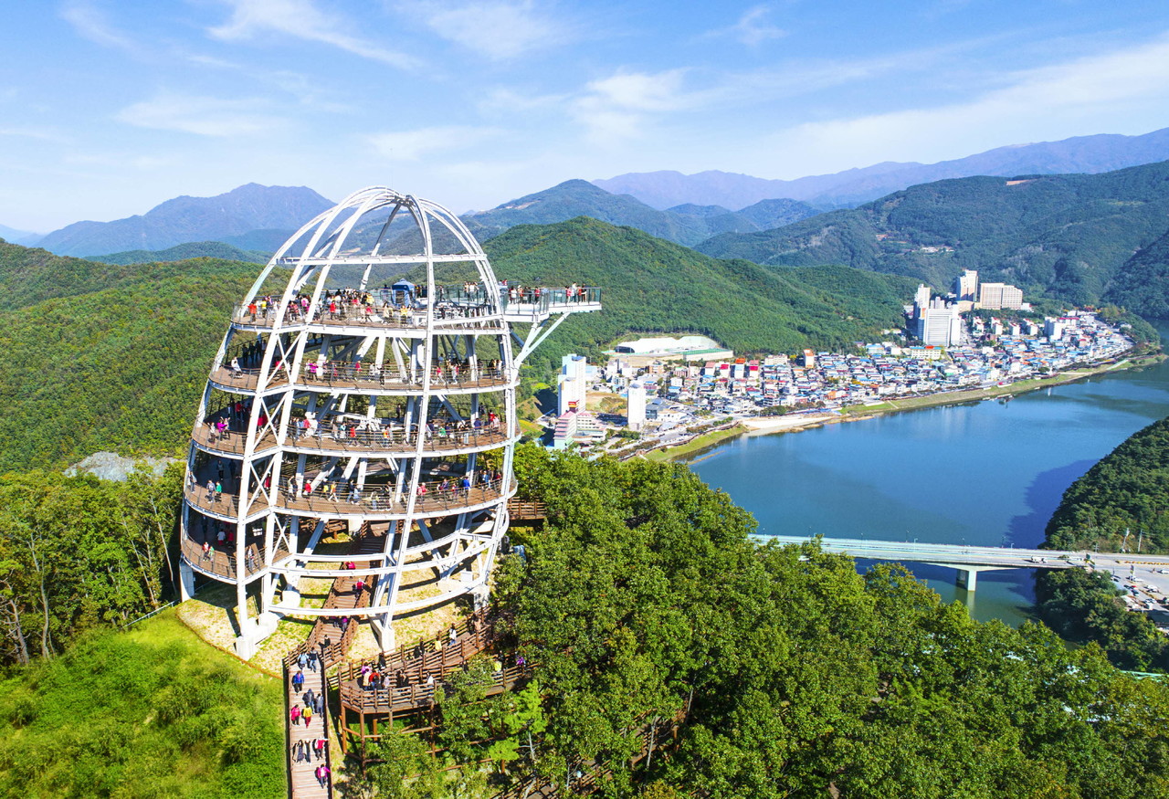 ▲ 만천하스카이워크 전경. 사진=단양군제공