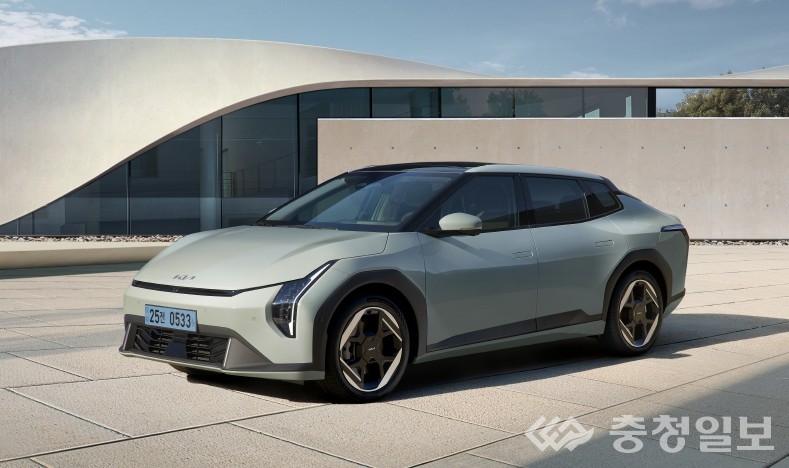 ▲ 기아EV4 자동차 모습