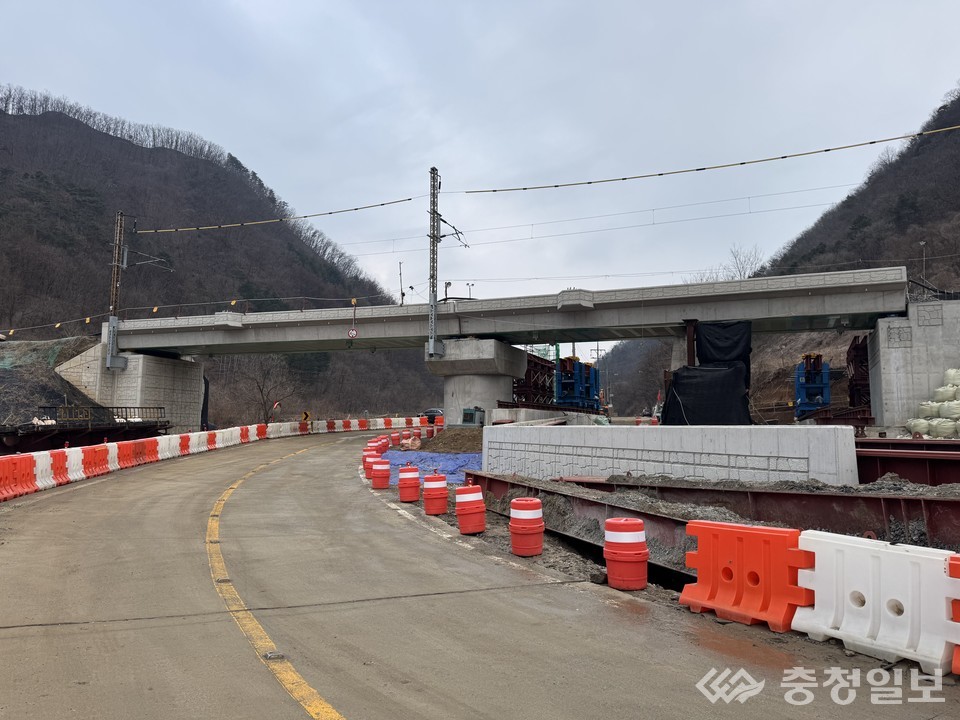 ▲ 태백선 서강천교 철도교량 교체 후 전경