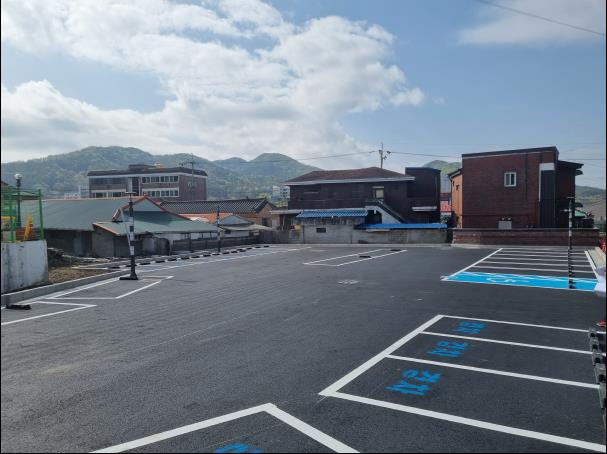 ▲청양군은 올해 사업비 12억 4000만 원을 투입 청양읍 원앙공원 일원(읍내리 34-4 번지 외)에 25면의 공영주차장을 조성했다.