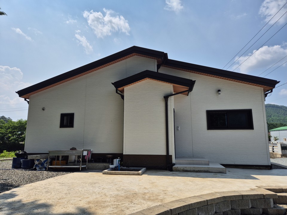 ▲ 주거지원을 통해 조성된 주택.