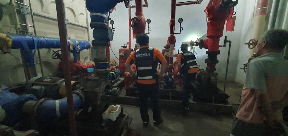 ▲ 충북 괴산군은 지난 8일 최근 부산에서 발생한 아파트 화재와 관련해 지역 내 노후 공동주택의 화재 안전성을 점검하고 주민 불안을 해소하기 위해 긴급 현장점검을 실시했다.