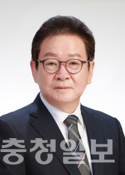 ▲ KAIST 원자력및양자공학과 성풍현 명예교수