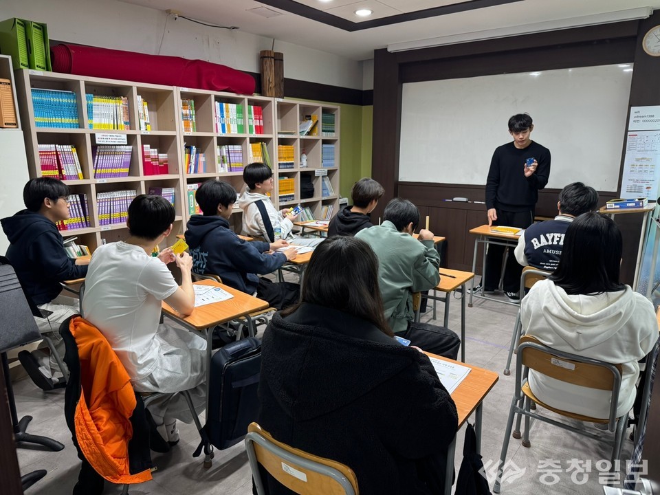 ▲ 유성구 꿈드림 청소년 185명 검정고시 전원 합격