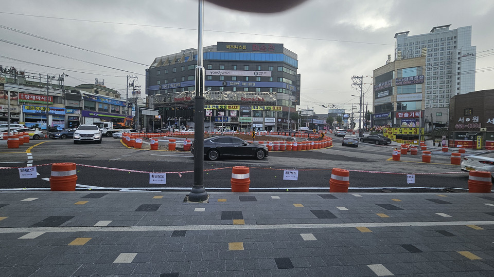 ▲ 서산시 예천동 사거리에 조성한 회전교차로 모습.