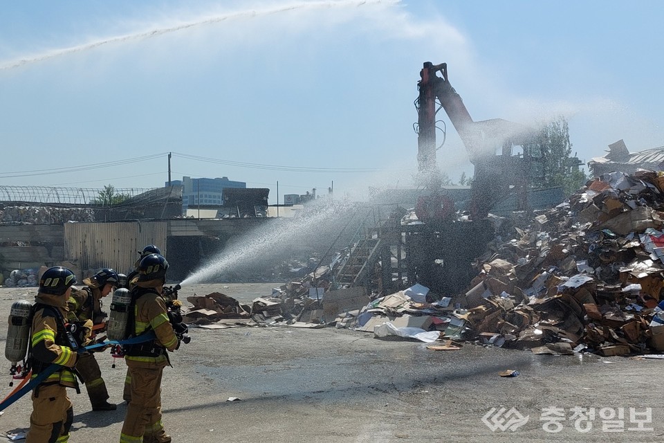 ▲  폐기물 처리시설 합동소방훈련