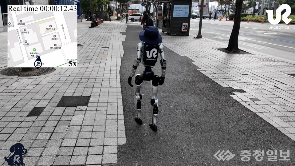 ▲ 유로보틱스의 휴머노이드의 보행모습