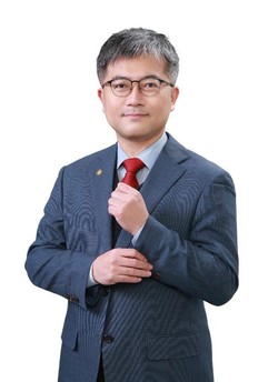 신정욱 공인노무사