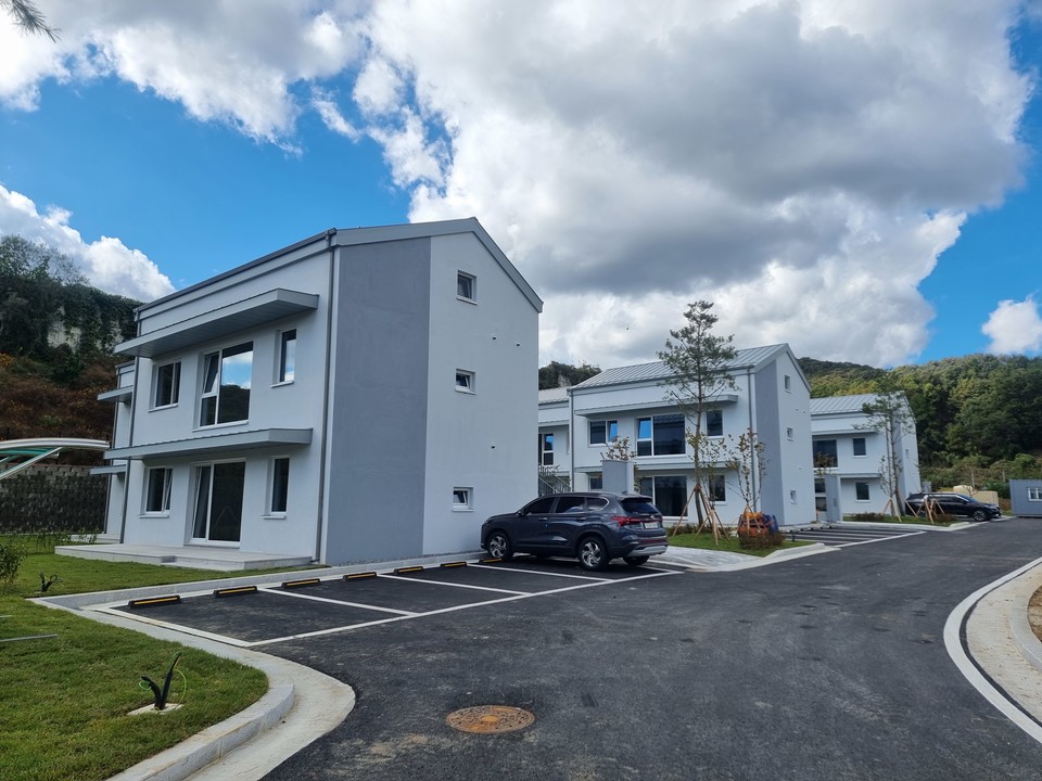 ▲ 충북 괴산군 소수청년주택 전경사진.