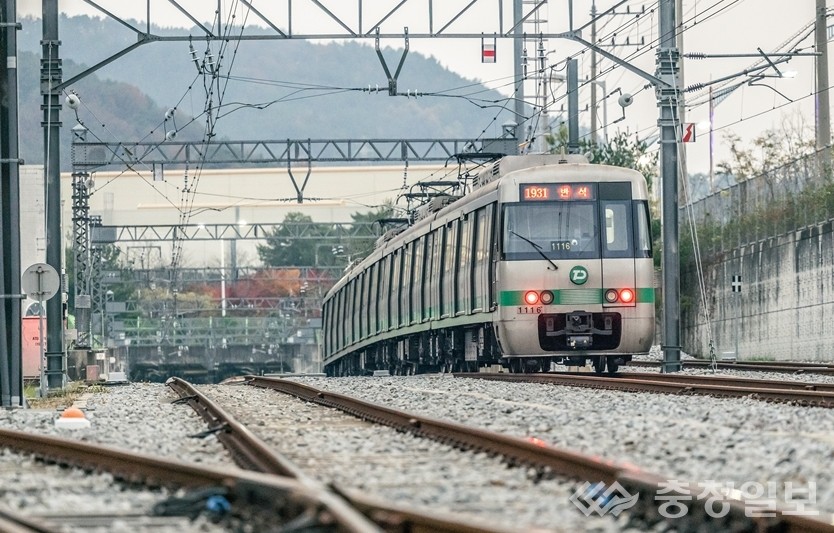 ▲ 판암차량기지 열차 모습