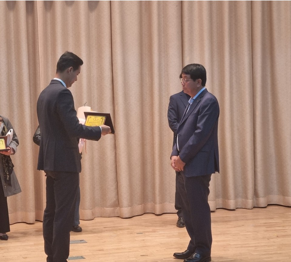 ▲지난12일 구기선 조합장이 한국농어촌공사 충북지역본부장상을 수상했다.