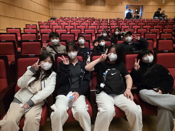 ▲ 예산초, 학생맞춤통합지원 『뮤지컬 관람 체험학습』운영