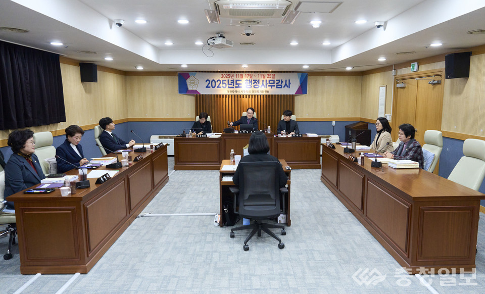 ▲ 서구의회 경제복지위원회, 행정사무감사 2일 차 모습