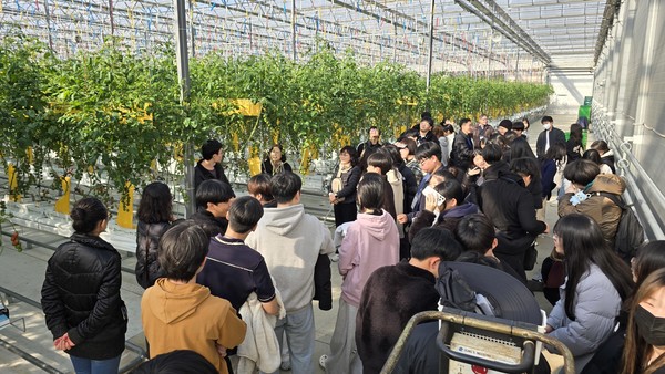 ▲ 예산삽교중‘6차 산업과 미래여행’진로탐색 실시