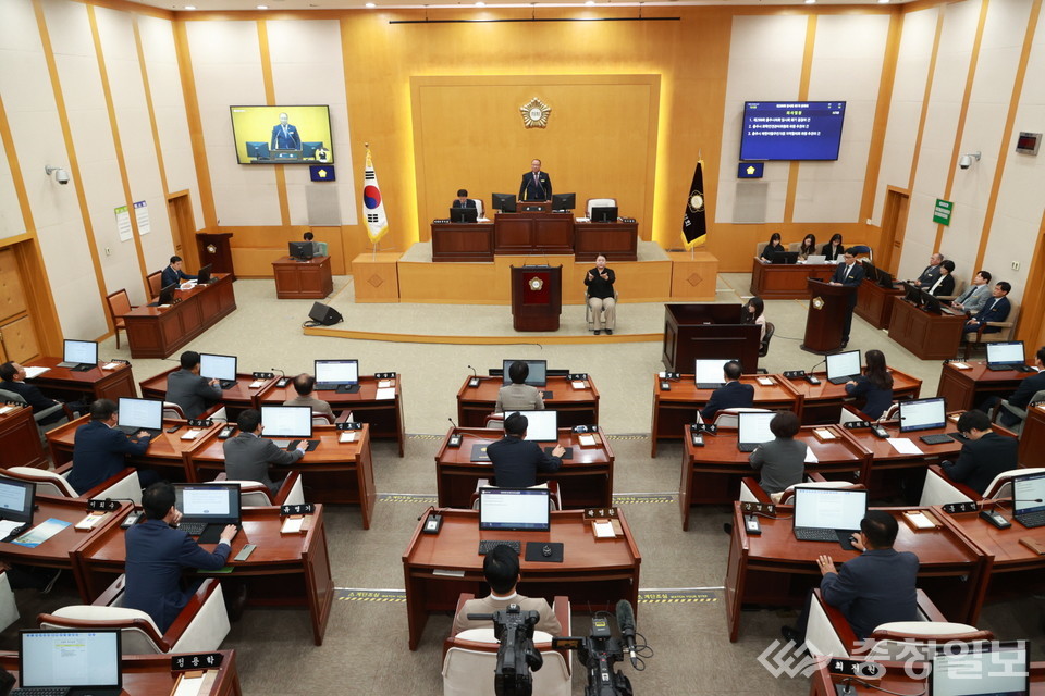 ▲ 충주시의회 본회의 모습.