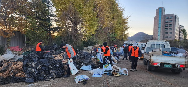 ▲ 덕산면 숨은 자원 모으기 행사 모습