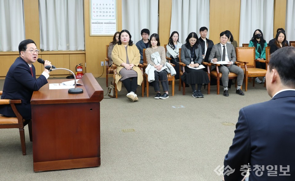 ▲ 백운초등학교 통학로 구조개선사업 보고회 개최 장면
