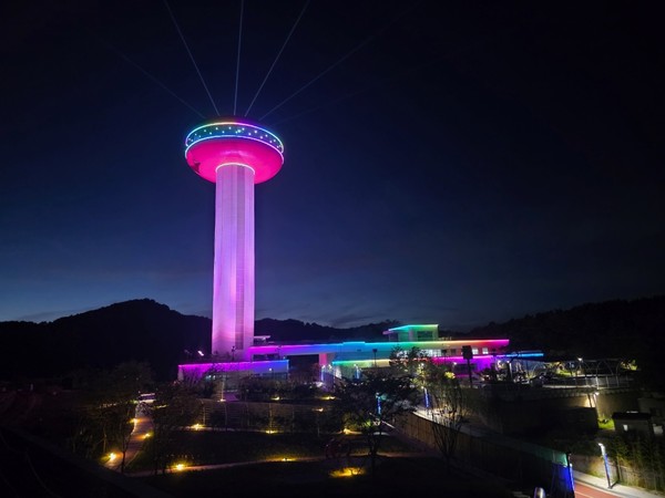 ▲ 예당호 전망대(야간)