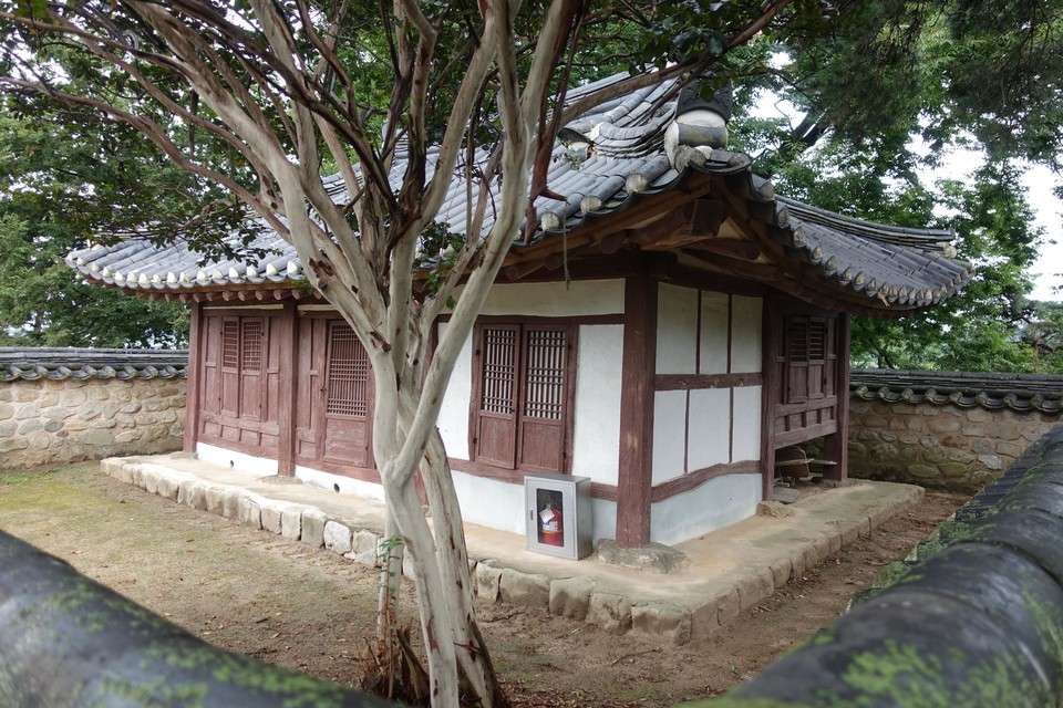 청주 누정(樓亭)이 비추는 풍류(風流)의 네 얼굴
