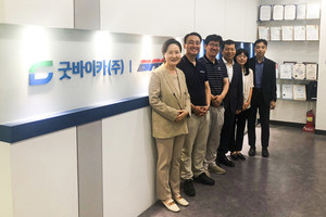 관세청, 친환경 자동차 재활용업체 방문 - 뉴스 썸네일 이미지